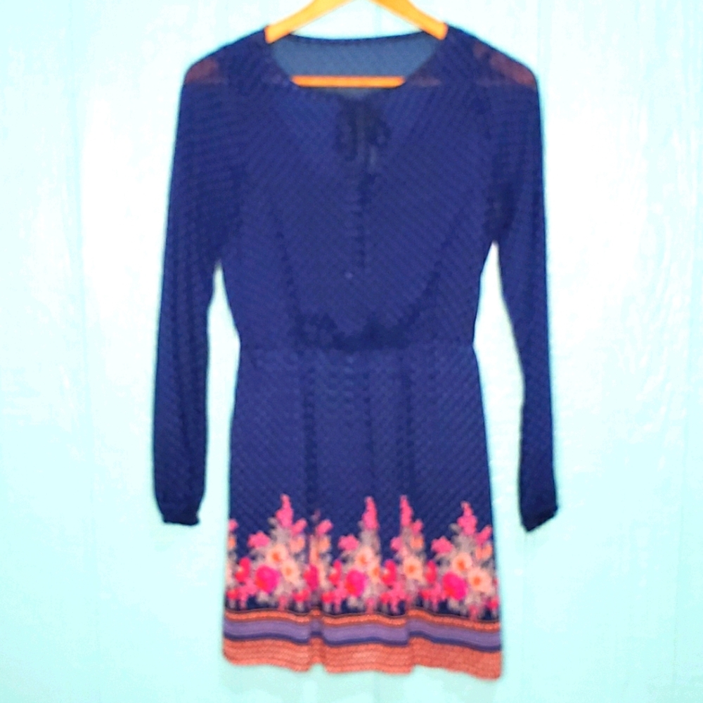 ❤️ 3/$15 Mudd blue flowers tie elastic at waist long sleeve Size S